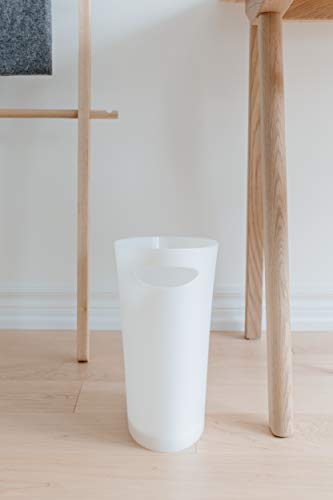 Corbeille à papier en plastique blanc ovale et design avec poignée de portage